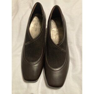 Aravon Brown Florence Overlap Office Work Professional Pumps, size 8.5 B